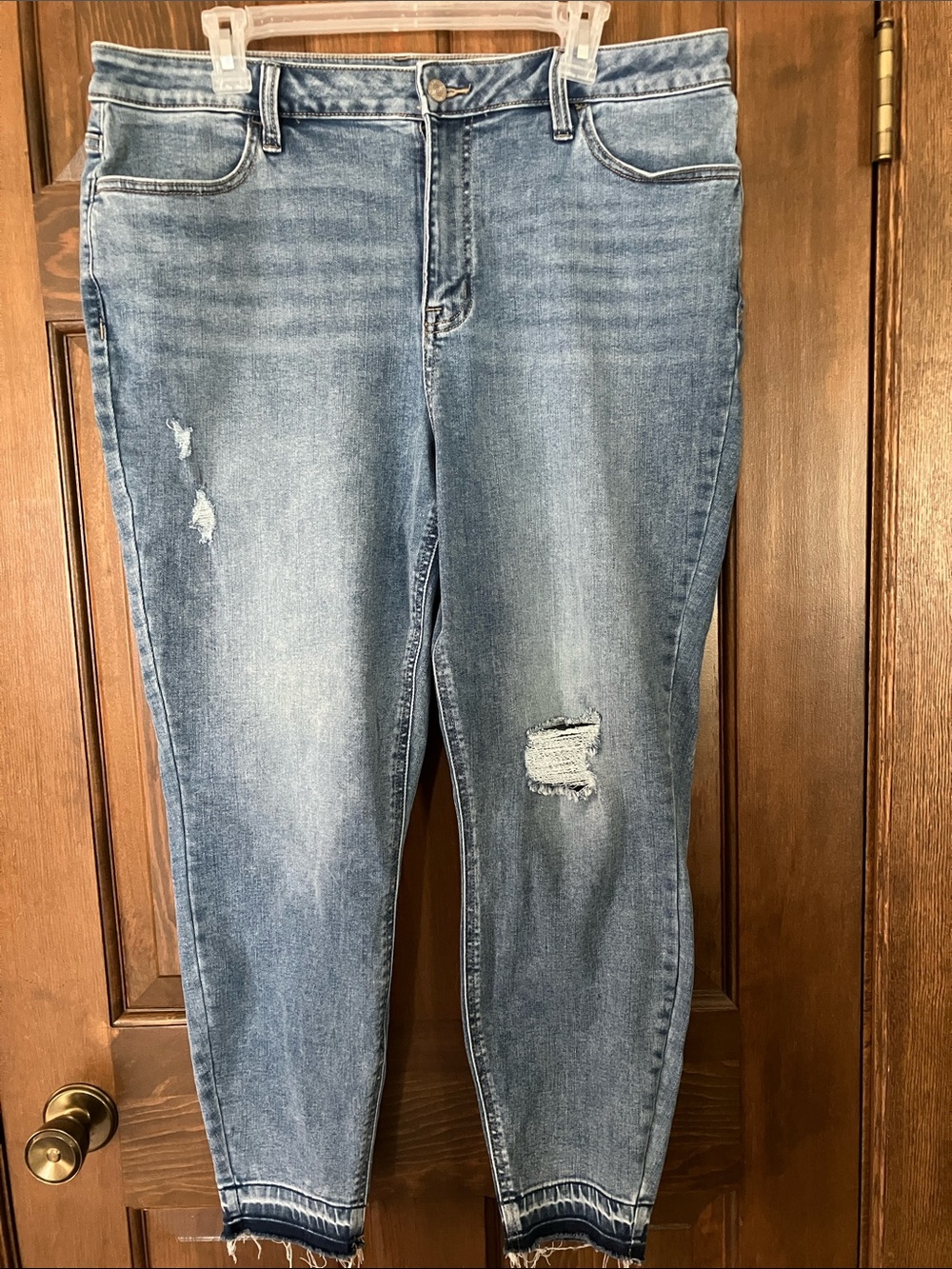 M Jeans by Maurices High Rise Skinny Jeans with Distressed Detail size XL